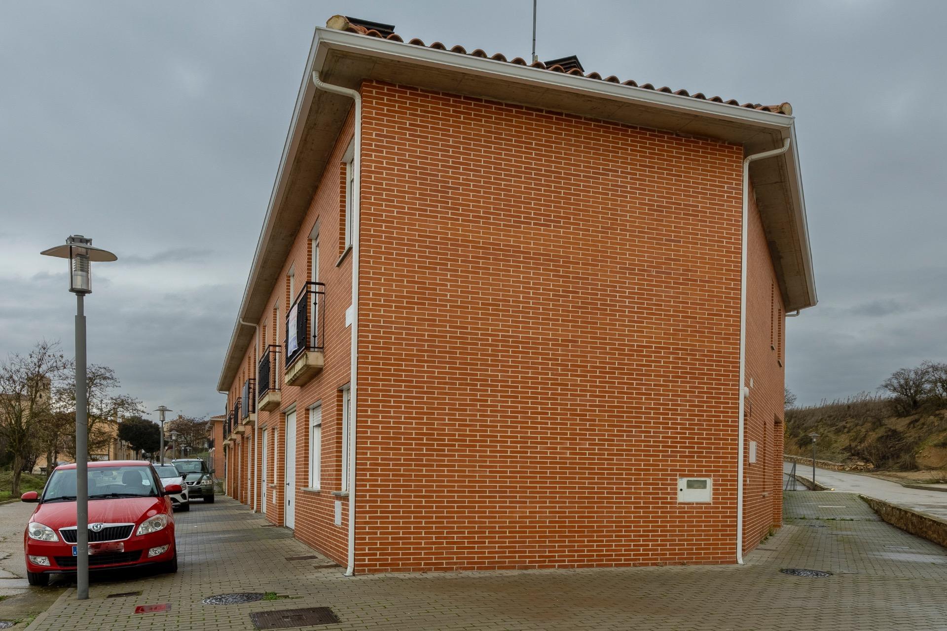 4-1 Chalet adosado en Mucientes Valladolid