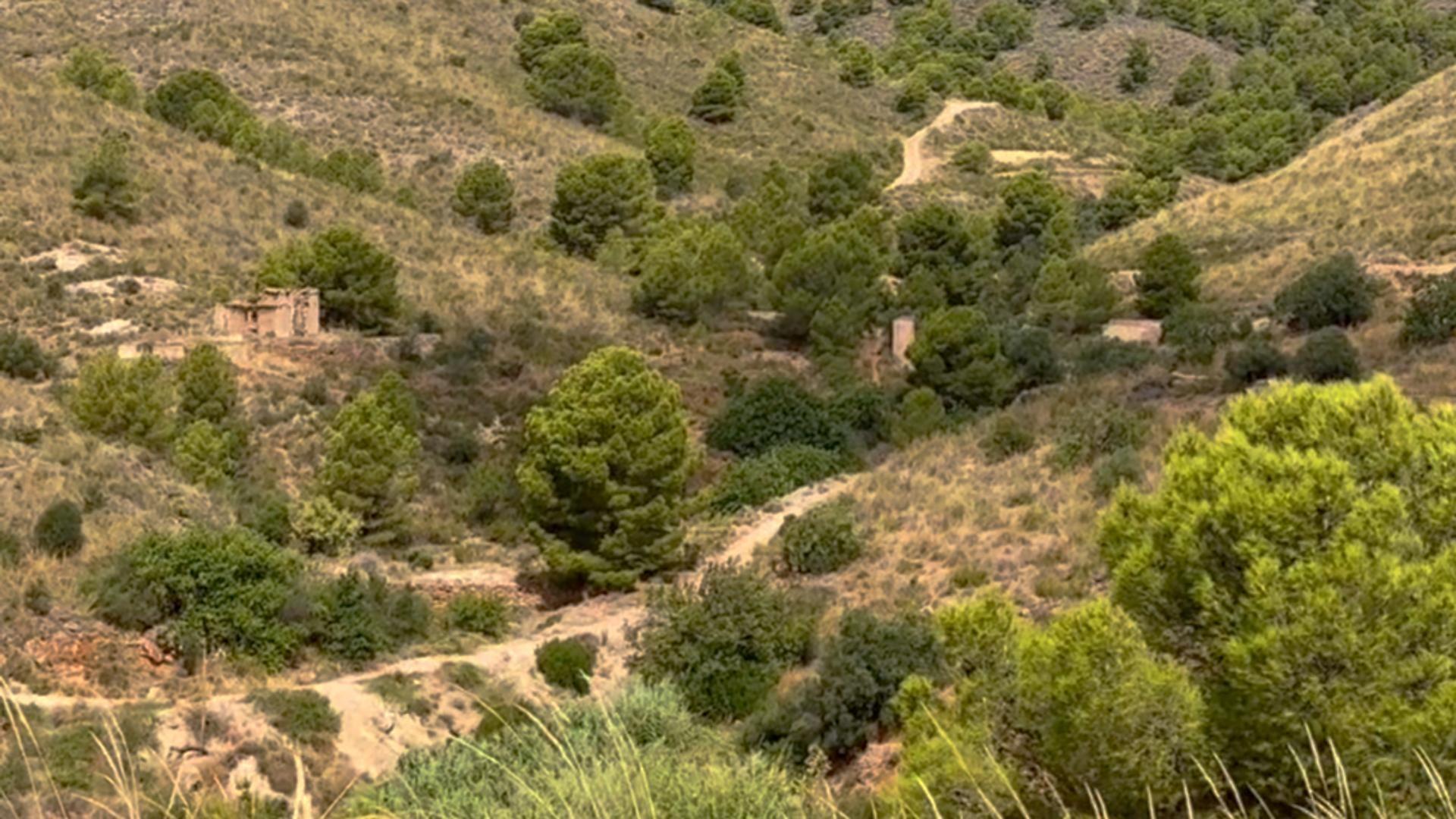 18-43 ^^FINCA RÚSTICA DE MÁS DE 2.500.000 M² EN ALQUILER CON OPCIÓN A COMPRA, CON POSIBILIDAD DE RECONSTRUCCIÓN DE VIVIENDAS DE MÁS DE 600 M², ENTRE LORCA Y ÁGUILAS, MURCIA. VISTAS AL MAR^^ Se ofrec