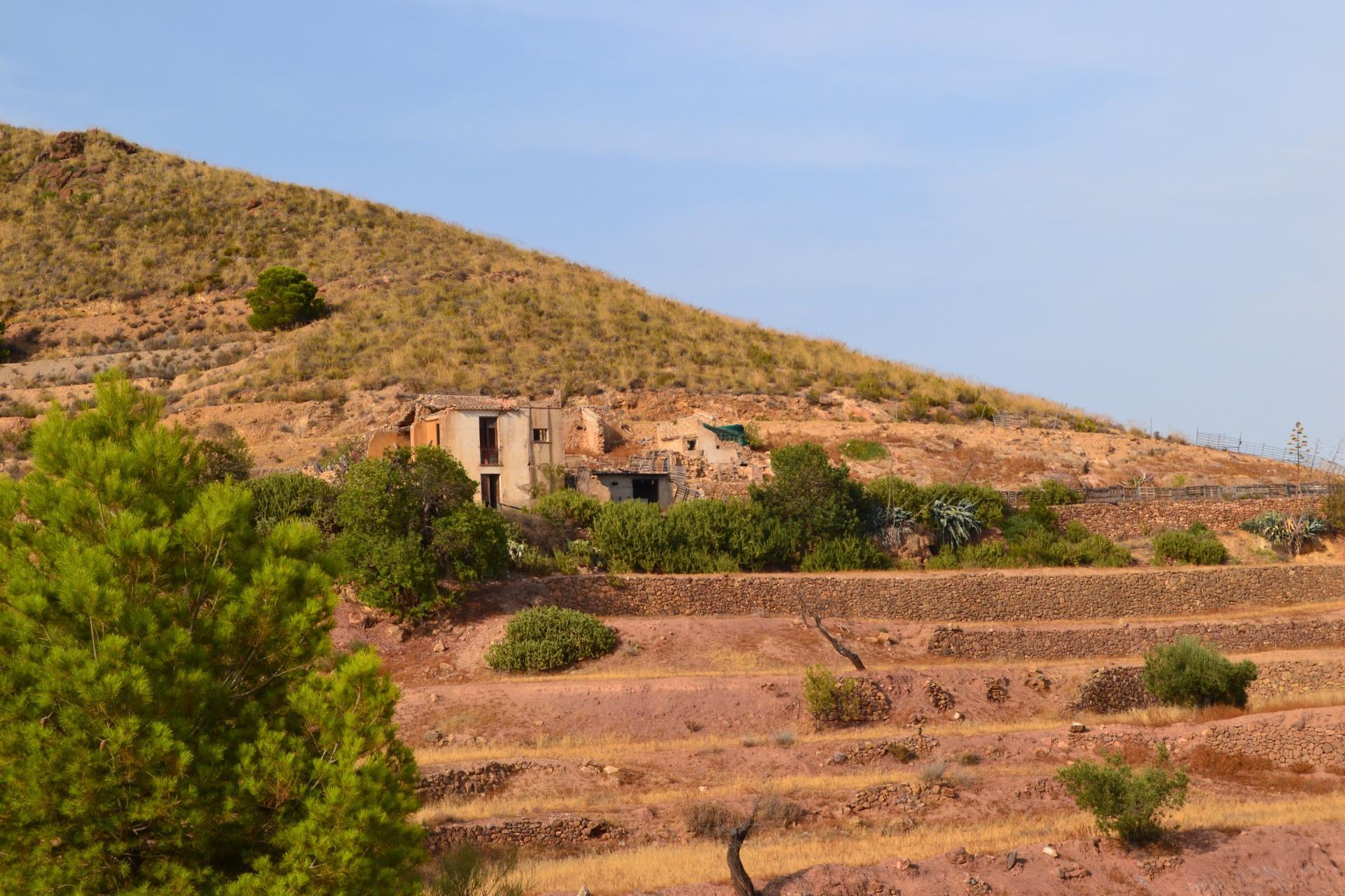 18-5 ^^FINCA RÚSTICA DE MÁS DE 2.500.000 M² EN ALQUILER CON OPCIÓN A COMPRA, CON POSIBILIDAD DE RECONSTRUCCIÓN DE VIVIENDAS DE MÁS DE 600 M², ENTRE LORCA Y ÁGUILAS, MURCIA. VISTAS AL MAR^^ Se ofrec