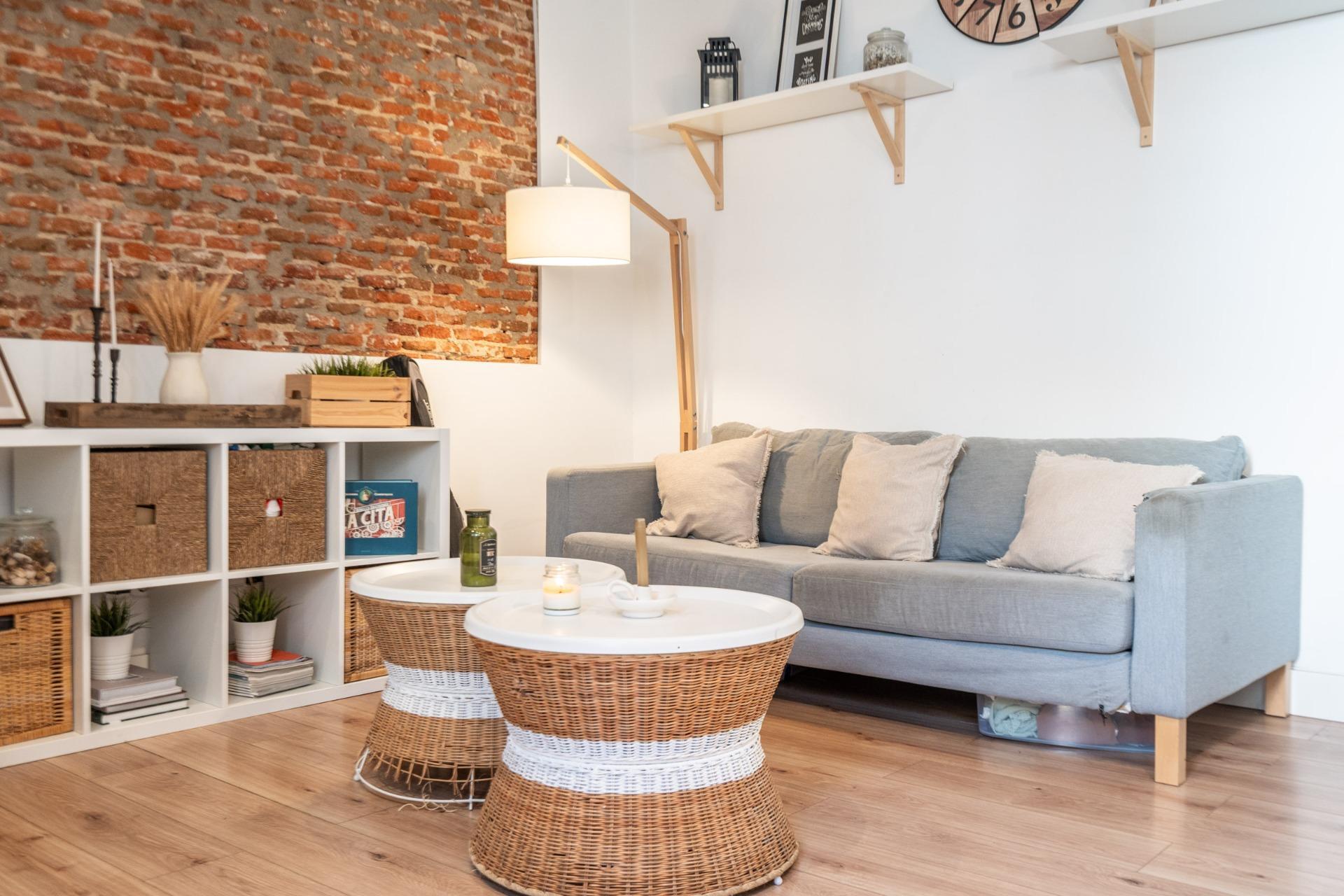 18-22 PRECIOSO PISO TOTALMENTE REFORMADO EN CASTILLEJOS JUNTO A PLAZA DE CASTILLA