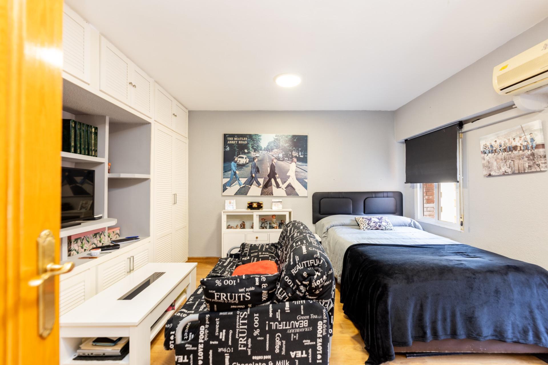 1-8 Piso en venta en Calle San Germán, Cuatro Caminos, Madrid