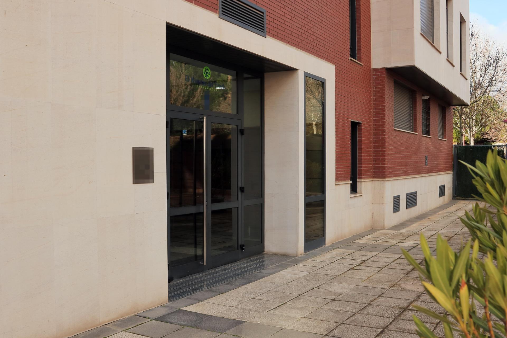 6-4 ¡Magnífico piso en venta en Villa del Prado!