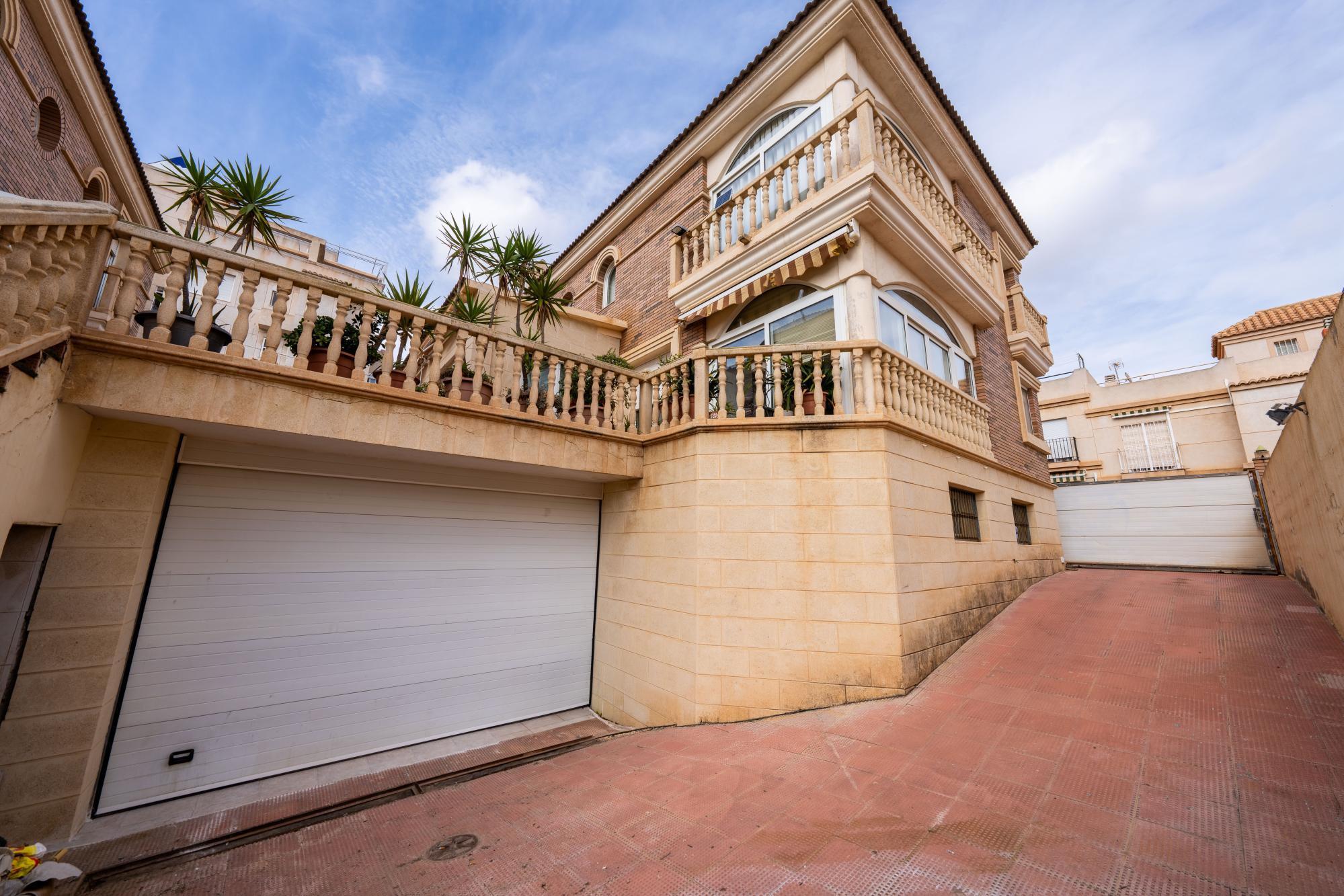 Chalet en Aguadulce