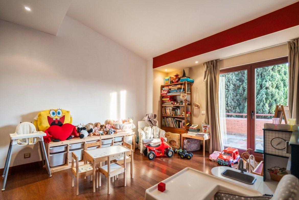 CHALET INDEPENDIENTE DE LUJO EN EL GOLF DE LAS ROZAS