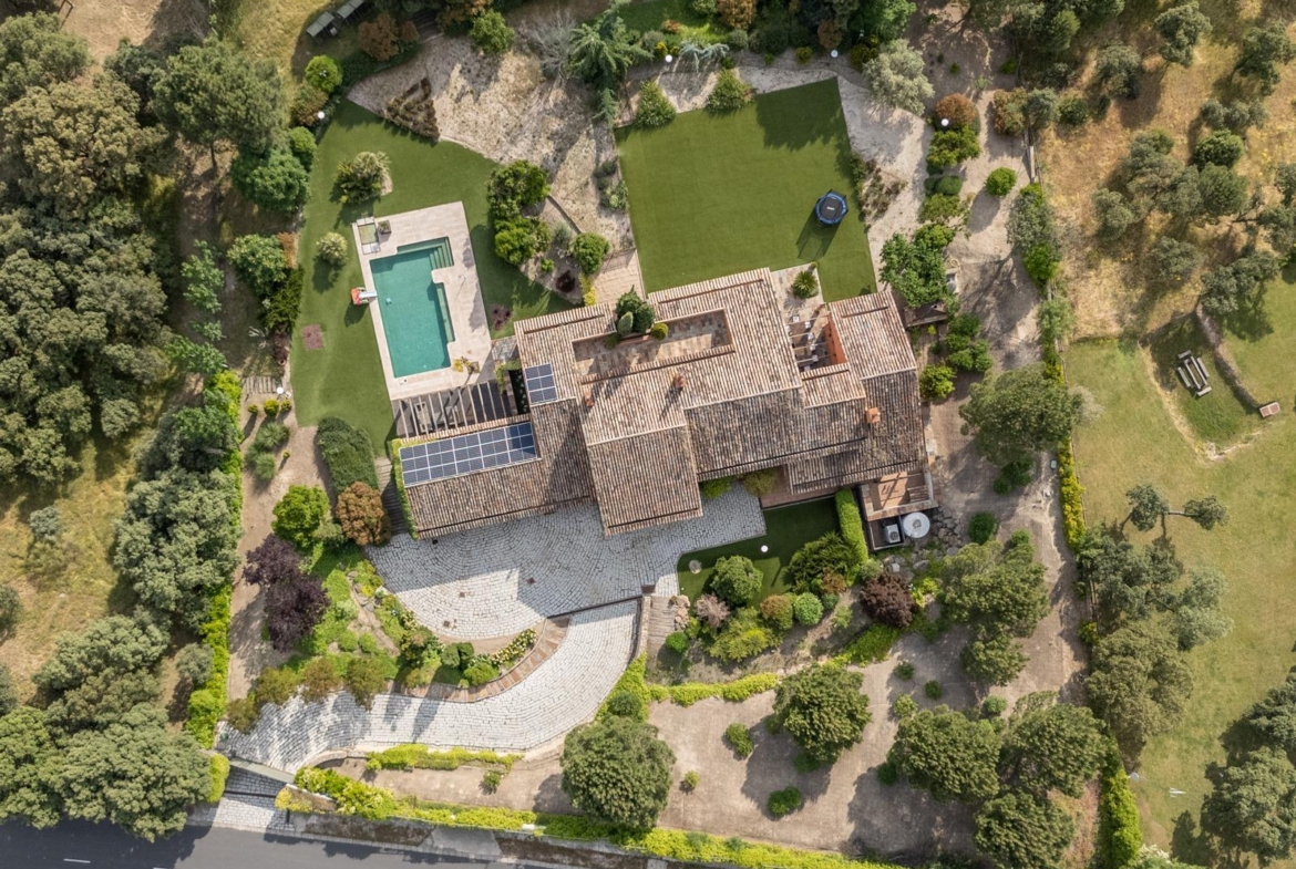 CHALET INDEPENDIENTE DE LUJO EN EL GOLF DE LAS ROZAS