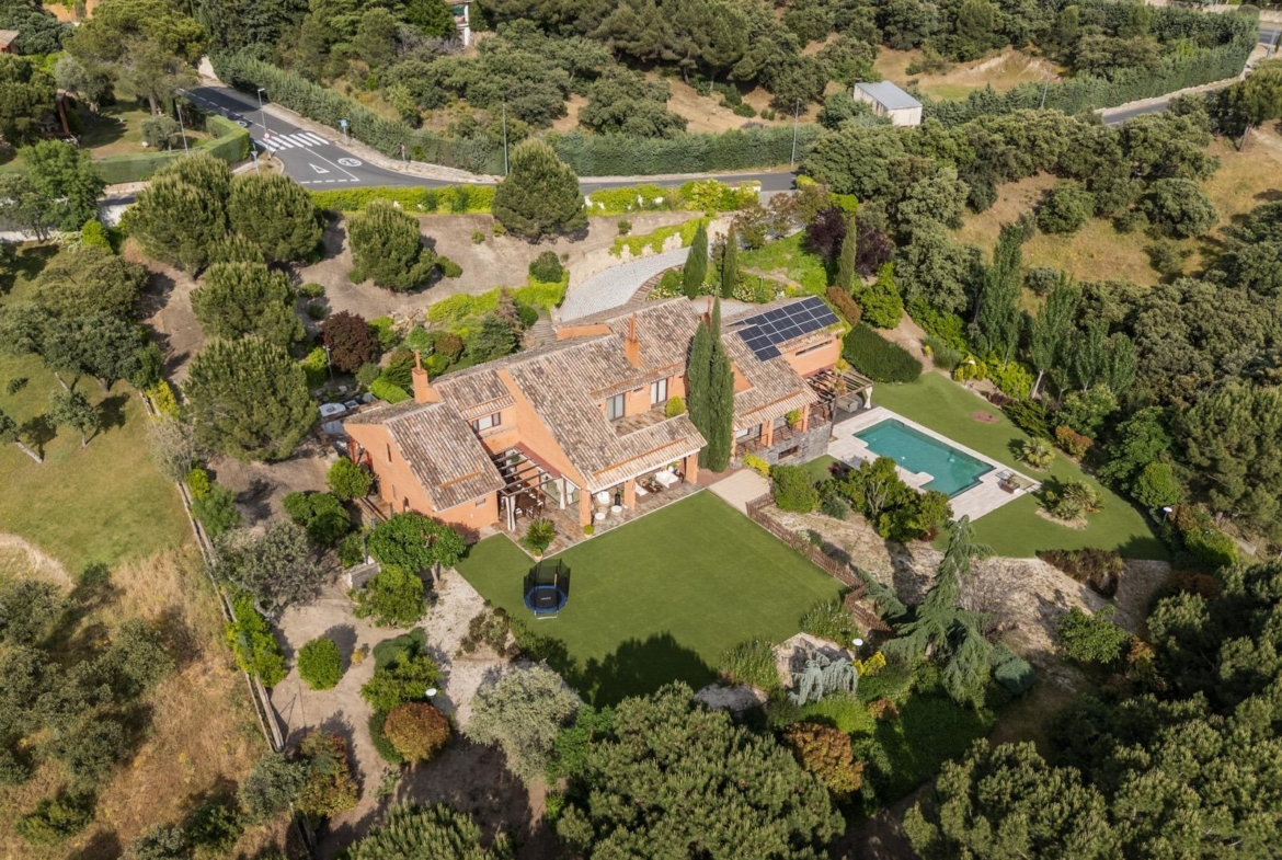 CHALET INDEPENDIENTE DE LUJO EN EL GOLF DE LAS ROZAS