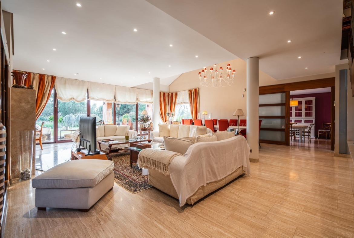 CHALET INDEPENDIENTE DE LUJO EN EL GOLF DE LAS ROZAS