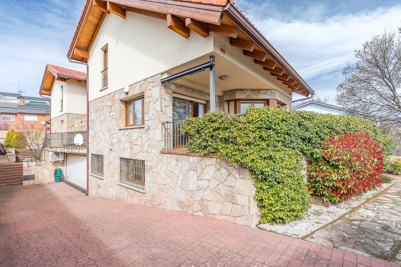 14-3 Espectacular vivienda unifamiliar en la Sierra de Guadarrama