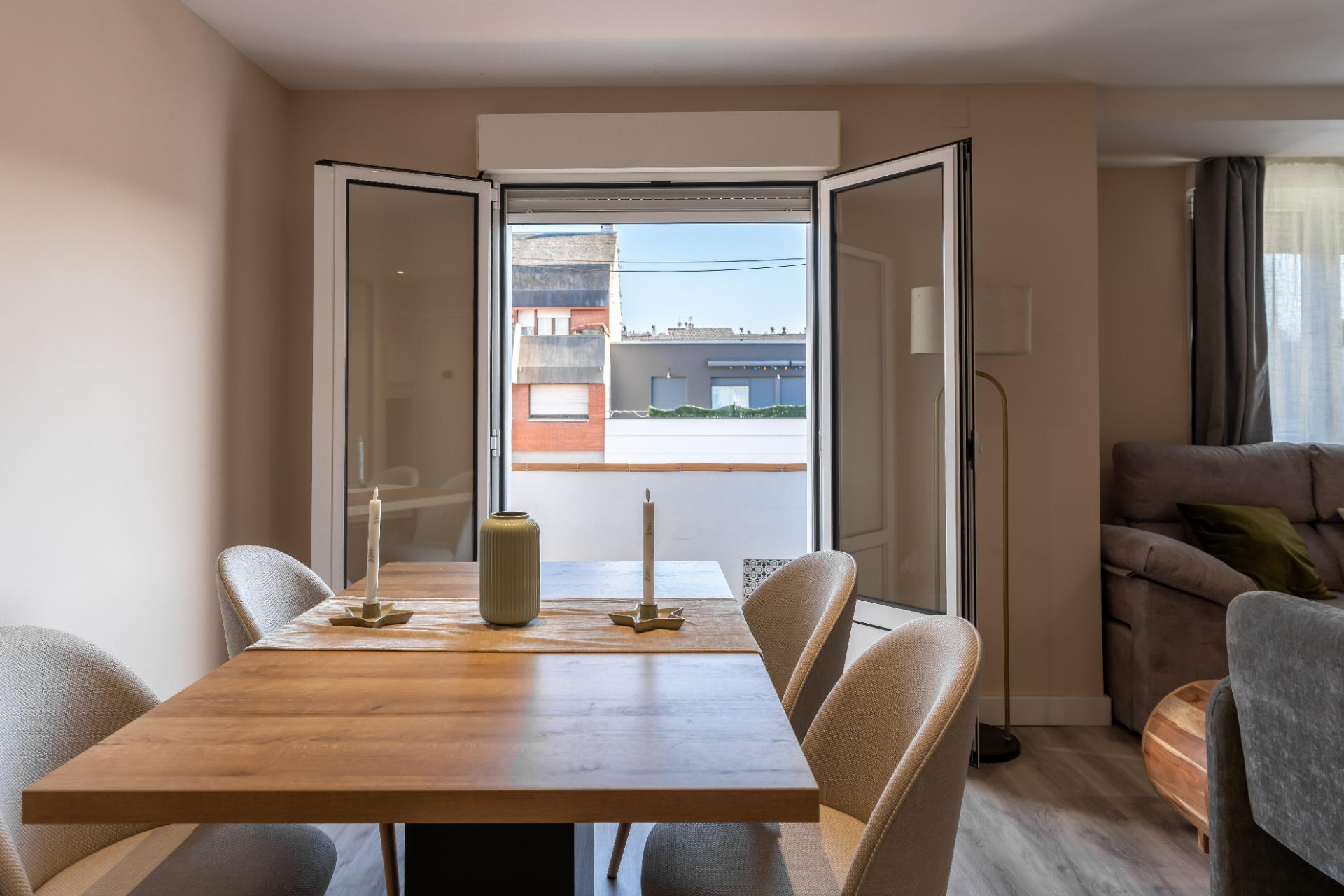3-1 Amplio y luminoso piso en Fozaneldi-Tenderina, Oviedo – €240.000