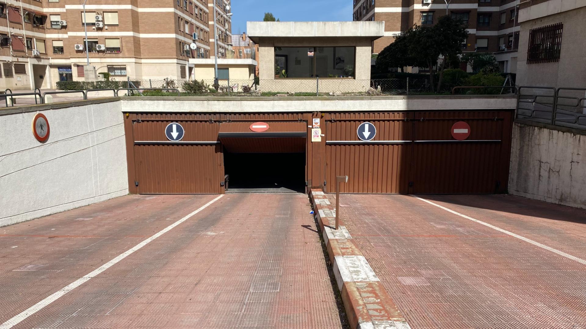 5-1 Plaza de garaje para moto.