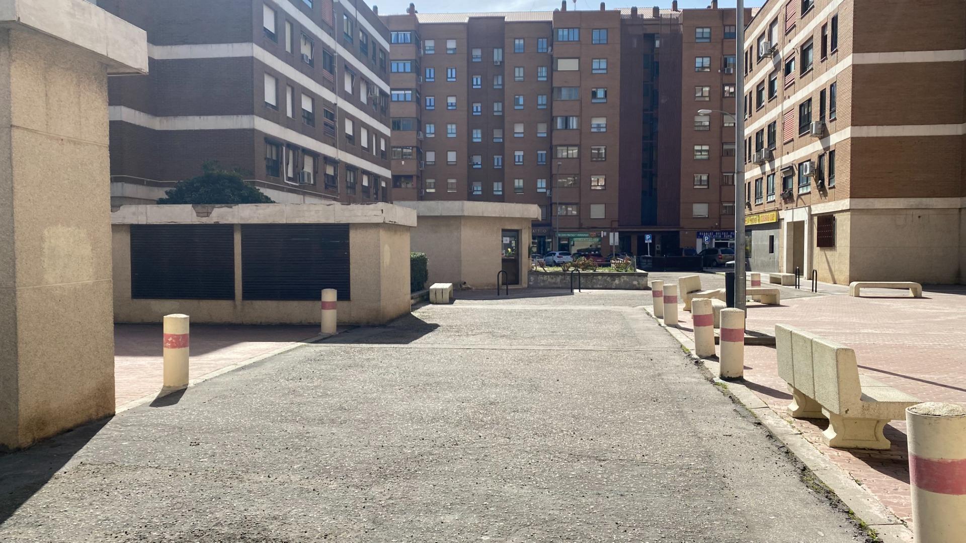 5-3 Plaza de garaje para moto.