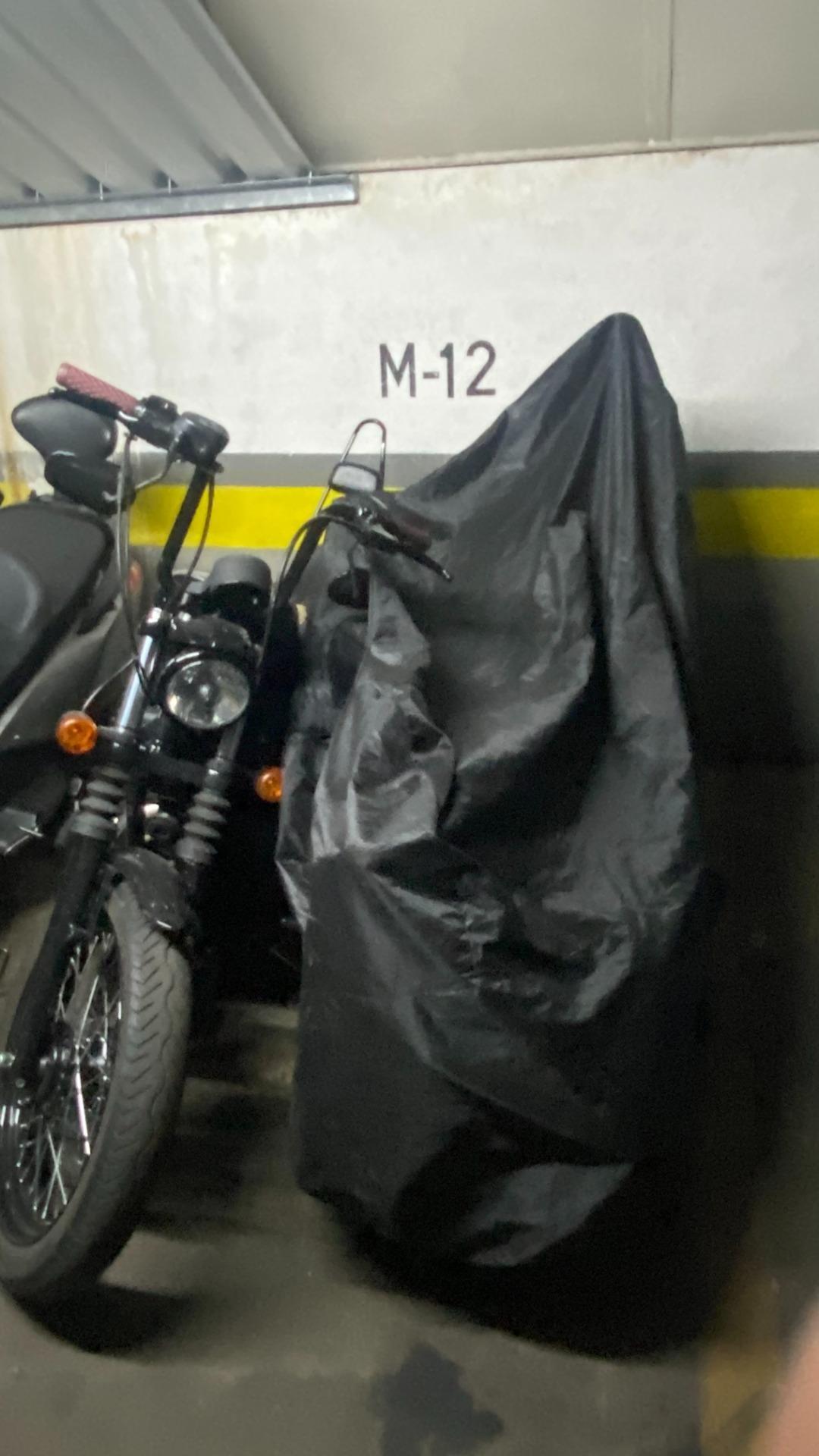5-5 Plaza de garaje para moto.
