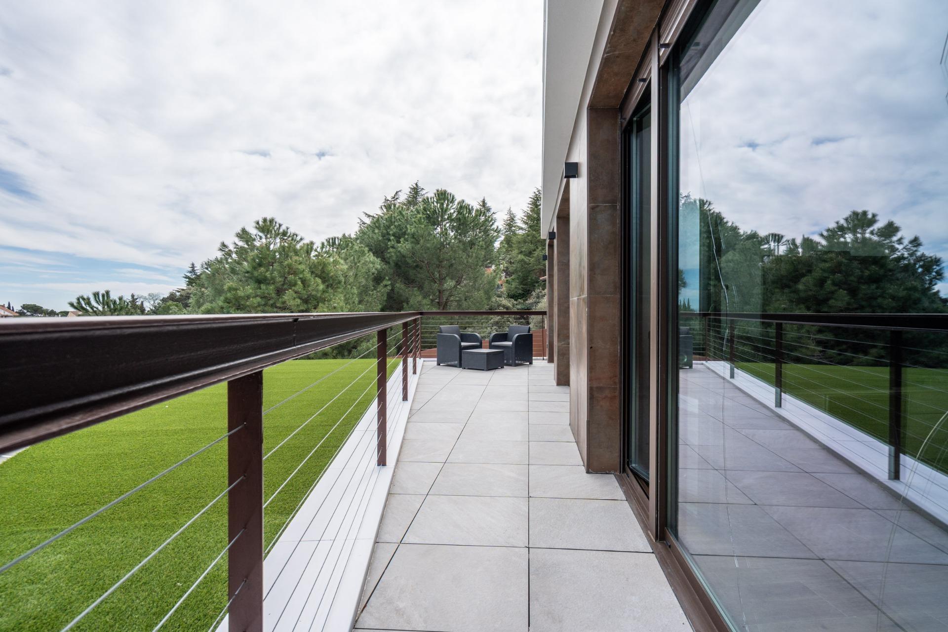 13-13 ^**^EXCLUSIVA VIVIENDA DE DISEÑO CON PISCINA Y VISTAS EN LOS PEÑASCALES^**^