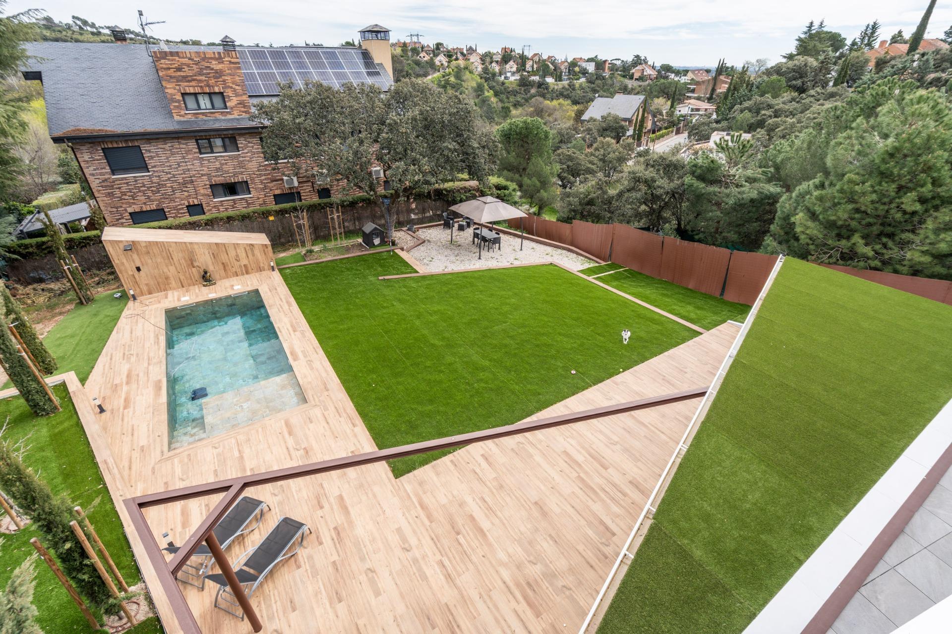 13-37 ^**^EXCLUSIVA VIVIENDA DE DISEÑO CON PISCINA Y VISTAS EN LOS PEÑASCALES^**^
