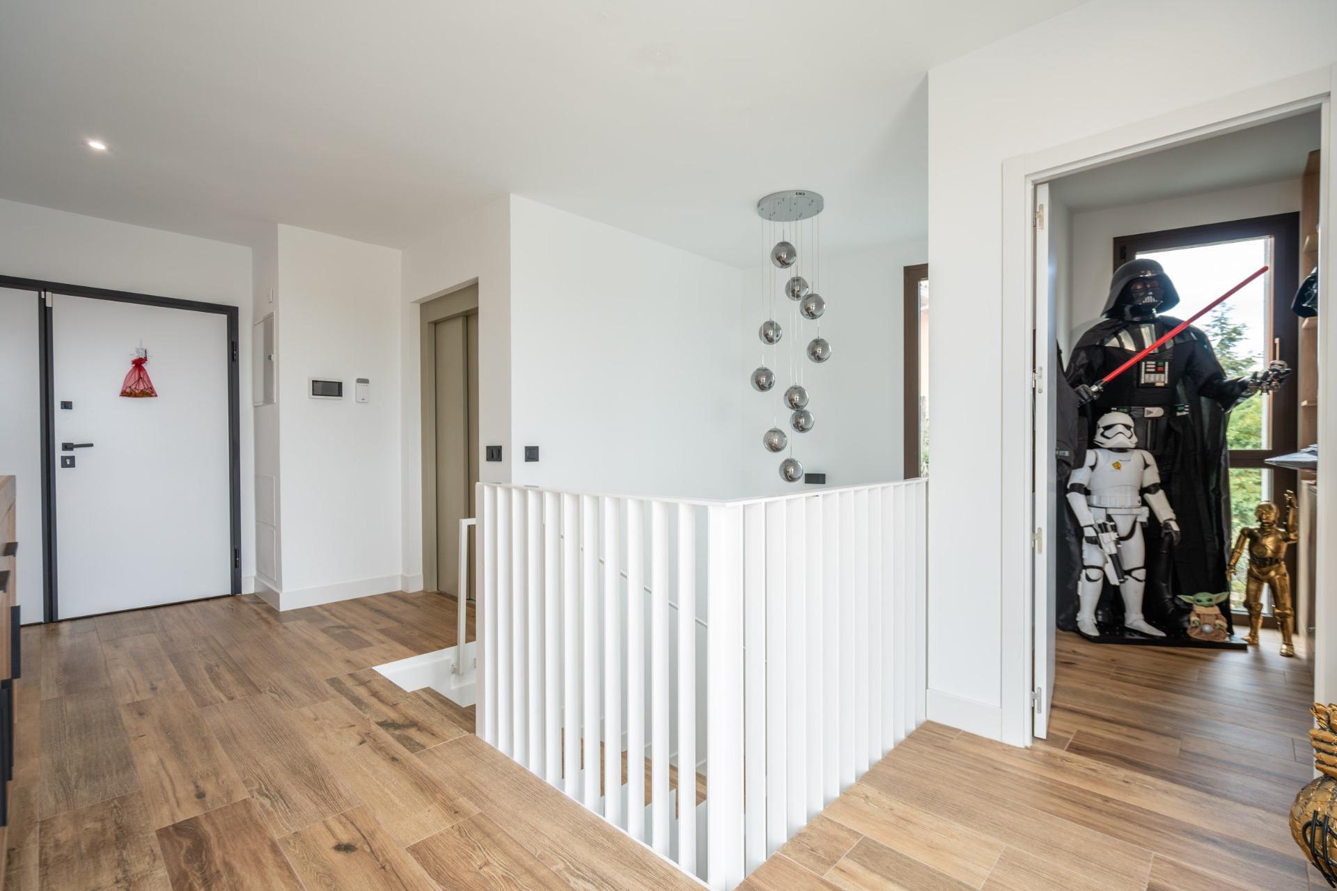 13-49 ^**^EXCLUSIVA VIVIENDA DE DISEÑO CON PISCINA Y VISTAS EN LOS PEÑASCALES^**^