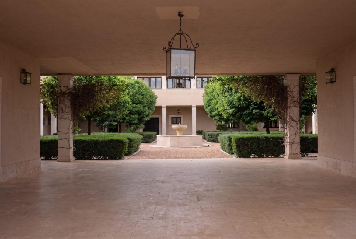 ^**^EXCLUSIVA FINCA DE LUJO DE 690 HECTÁREAS CON COTO DE CAZA Y CORTIJO SEÑORIAL^**^