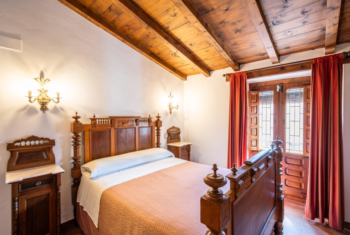 ^**^CASA RURAL CON LICENCIA, ENCANTO Y GRAN POTENCIAL EN LA RUTA DEL QUIJOTE^**^
