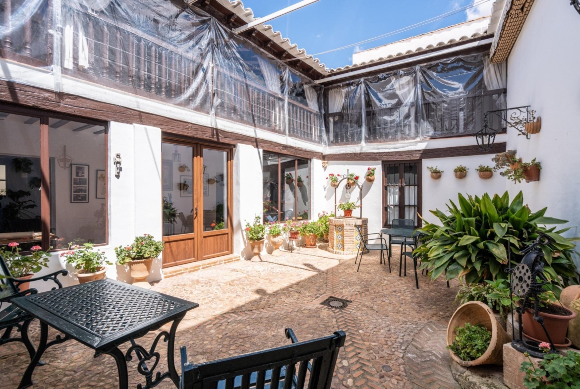 ^**^CASA RURAL CON LICENCIA, ENCANTO Y GRAN POTENCIAL EN LA RUTA DEL QUIJOTE^**^