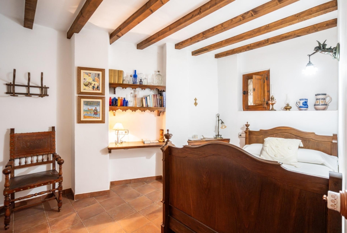 ^**^CASA RURAL CON LICENCIA, ENCANTO Y GRAN POTENCIAL EN LA RUTA DEL QUIJOTE^**^