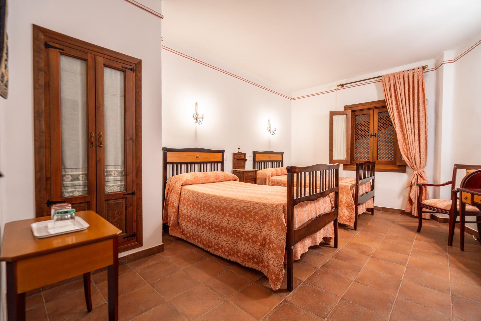 ^**^CASA RURAL CON LICENCIA, ENCANTO Y GRAN POTENCIAL EN LA RUTA DEL QUIJOTE^**^