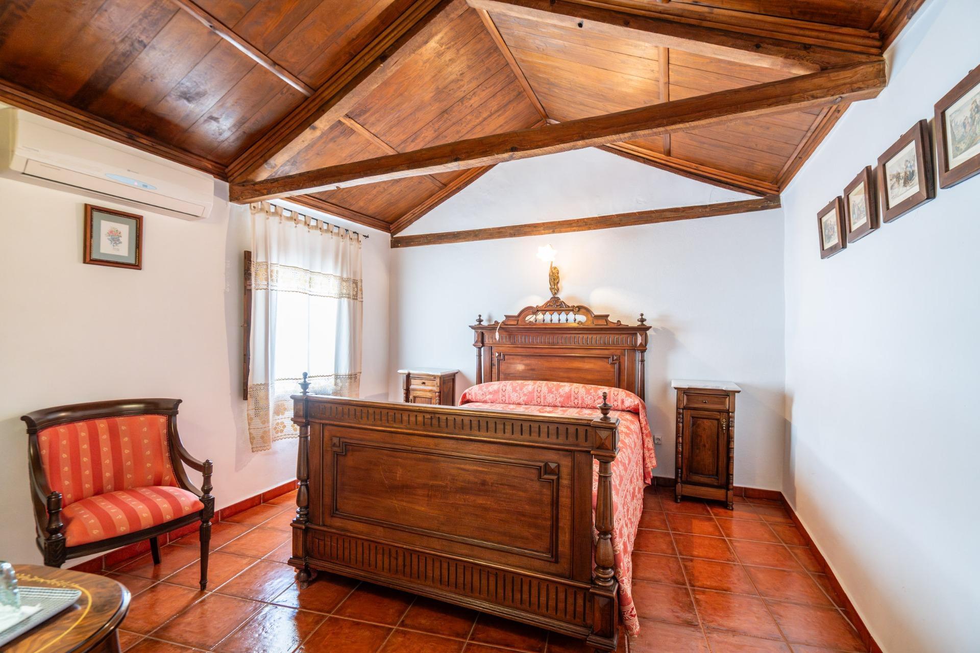 ^**^CASA RURAL CON LICENCIA, ENCANTO Y GRAN POTENCIAL EN LA RUTA DEL QUIJOTE^**^