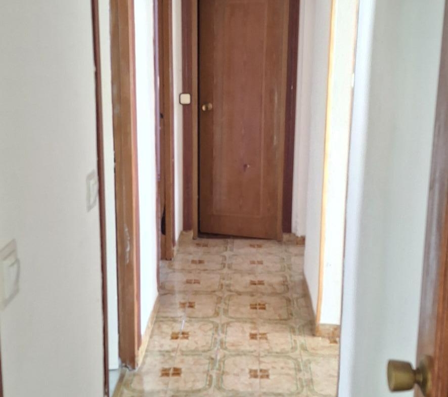 PISO EN URBANIZACIÓN CON PISCINA