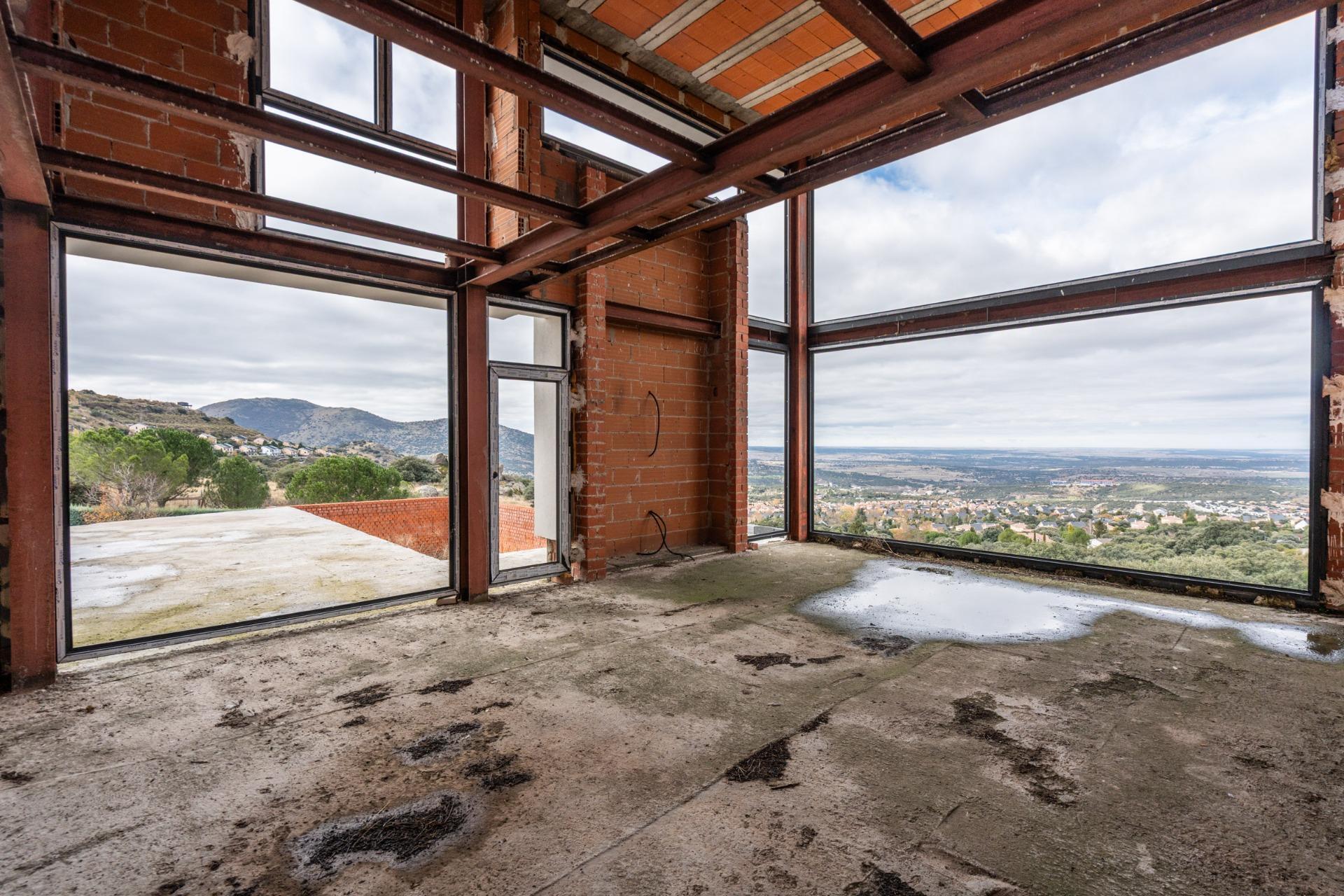7-11 ESTRUCTURA FINALIZADA Y PARCELA PARA CHALET DE LUJO – CONTINÚA EL PROYECTO O ADÁPTALO A TU ESTILO