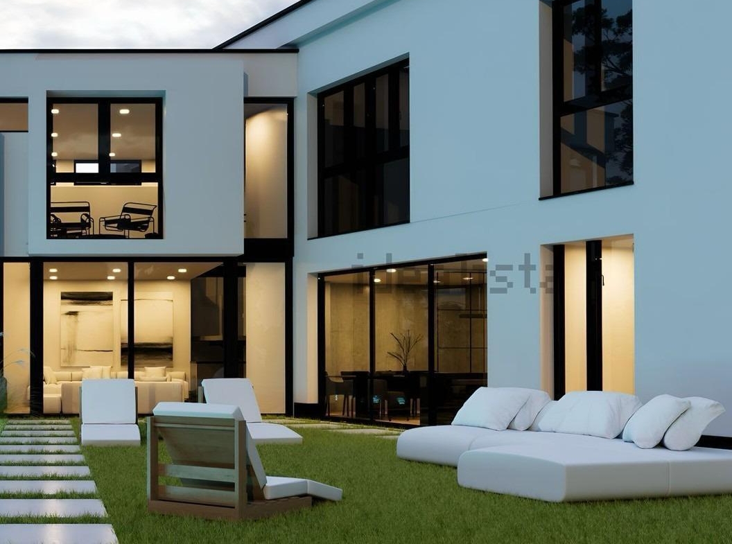 ESTRUCTURA FINALIZADA Y PARCELA PARA CHALET DE LUJO – CONTINÚA EL PROYECTO O ADÁPTALO A TU ESTILO