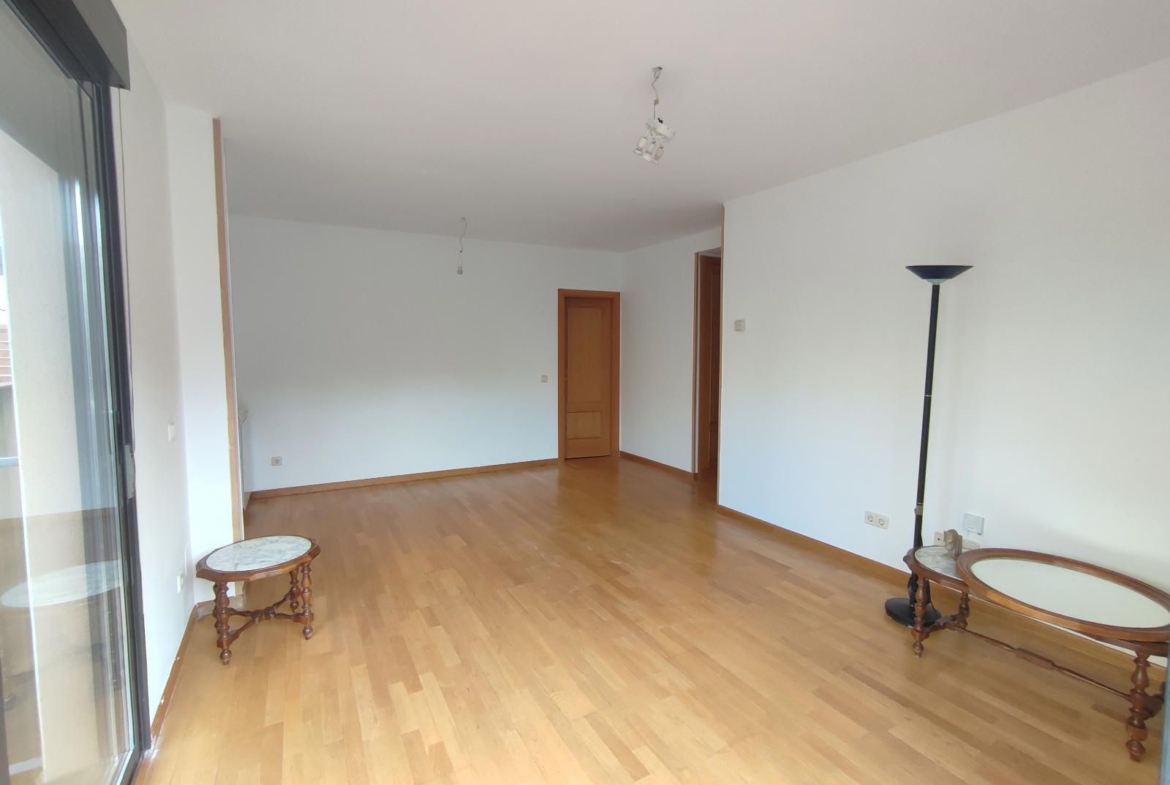 SAN LORENZO VIVIENDA LUMINOSA ZONA TRANQUILA CERCA DEL CENTRO