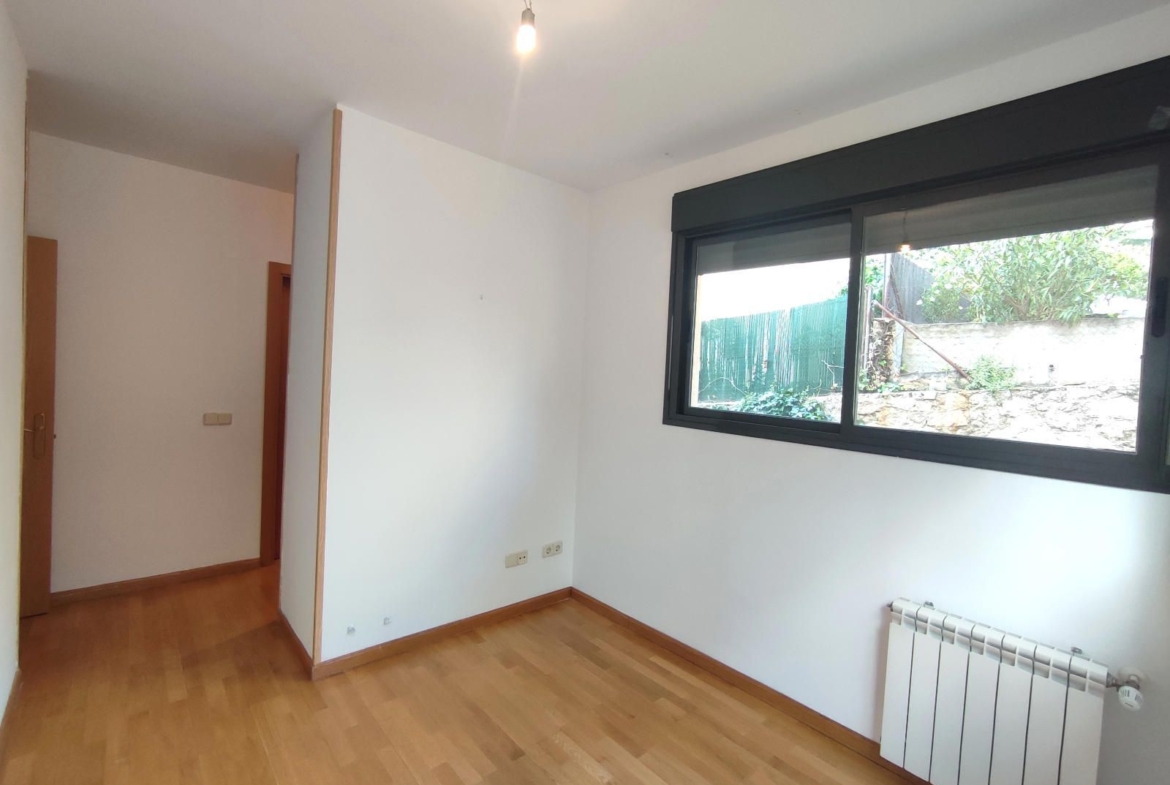 SAN LORENZO VIVIENDA LUMINOSA ZONA TRANQUILA CERCA DEL CENTRO
