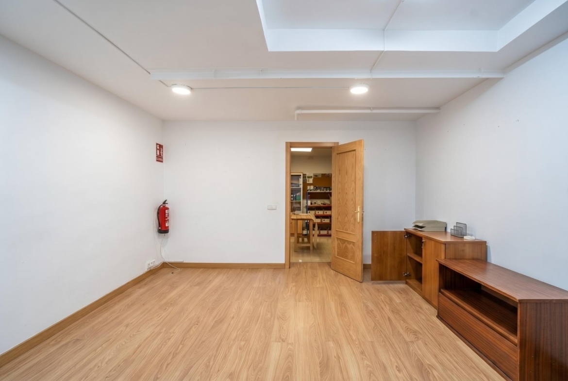 ^**^ESPECTACULAR LOCAL COMERCIAL DE 250 M² EN PLENO CENTRO DE TORRELODONES – ALTA RENTABILIDAD^**^