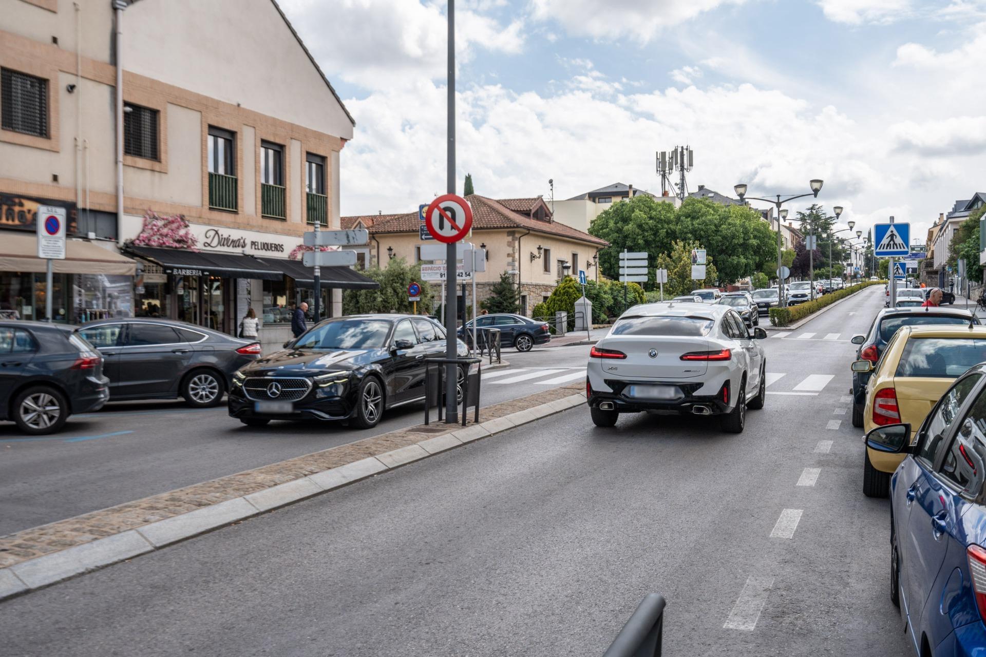 ^**^ESPECTACULAR LOCAL COMERCIAL DE 250 M² EN PLENO CENTRO DE TORRELODONES – ALTA RENTABILIDAD^**^
