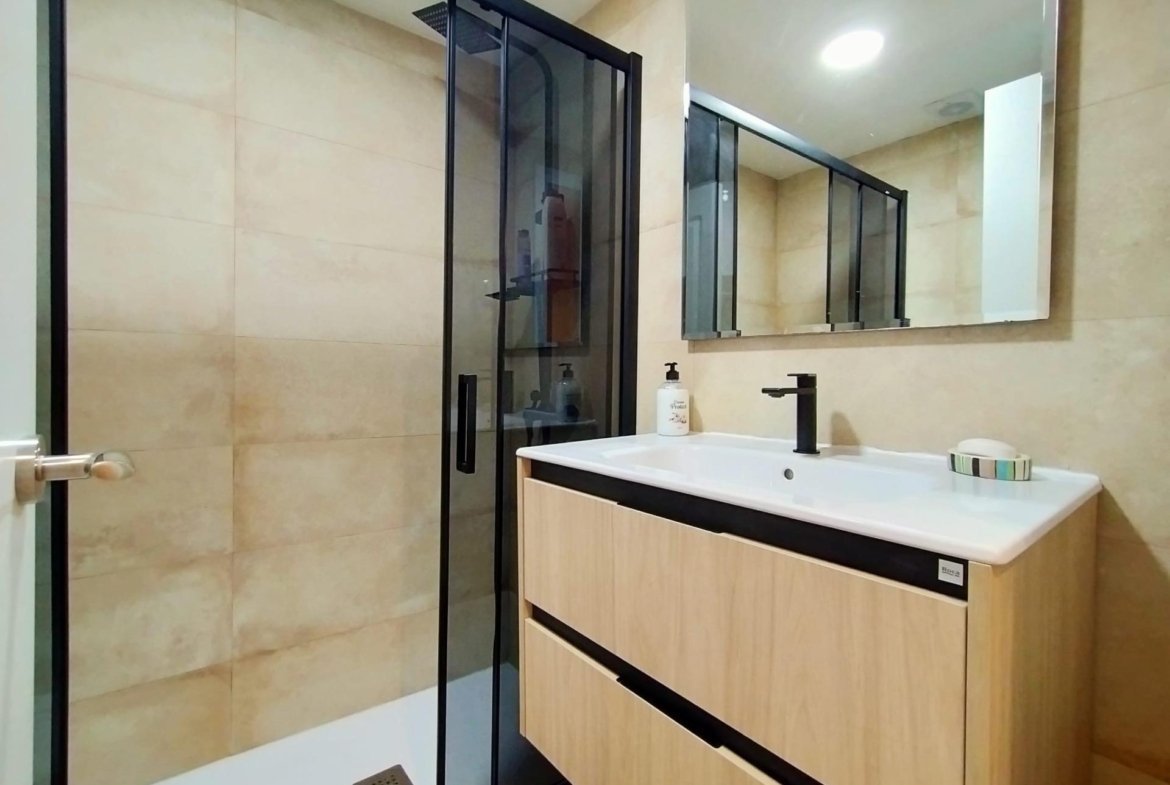 ESTUDIO REFORMADO. PERFECTO PARA VIVIR; PERFECTO PARA INVERTIR