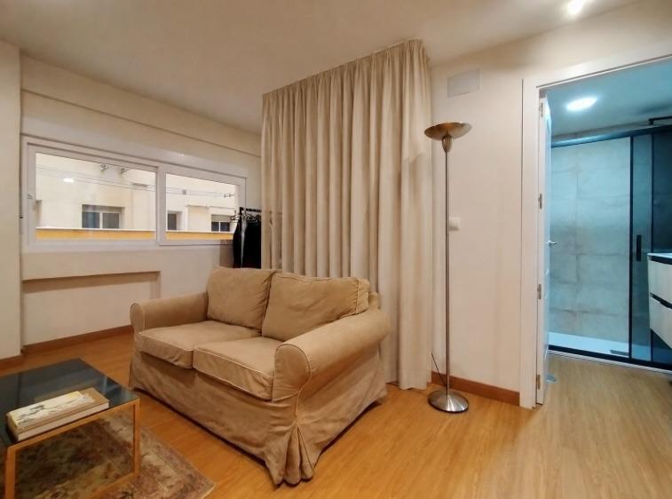 ESTUDIO REFORMADO. PERFECTO PARA VIVIR; PERFECTO PARA INVERTIR