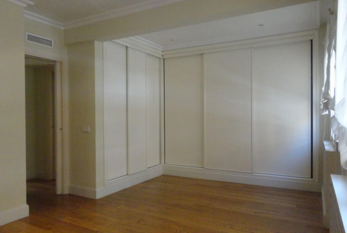 Exclusiva vivienda exterior de 125m2 totalmente reformada con trastero y garaje opcional