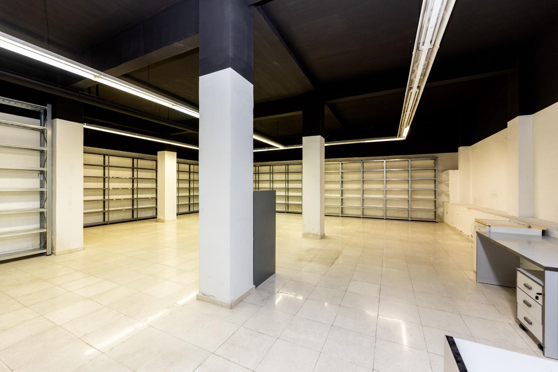 4-19 LOCAL COMERCIAL DE GRAN SUPERFICIE EN PLENA CEA BERMÚDEZ – CHAMBERÍ