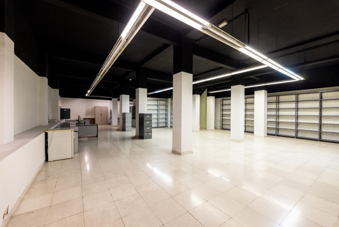 LOCAL COMERCIAL DE GRAN SUPERFICIE EN PLENA CEA BERMÚDEZ – CHAMBERÍ