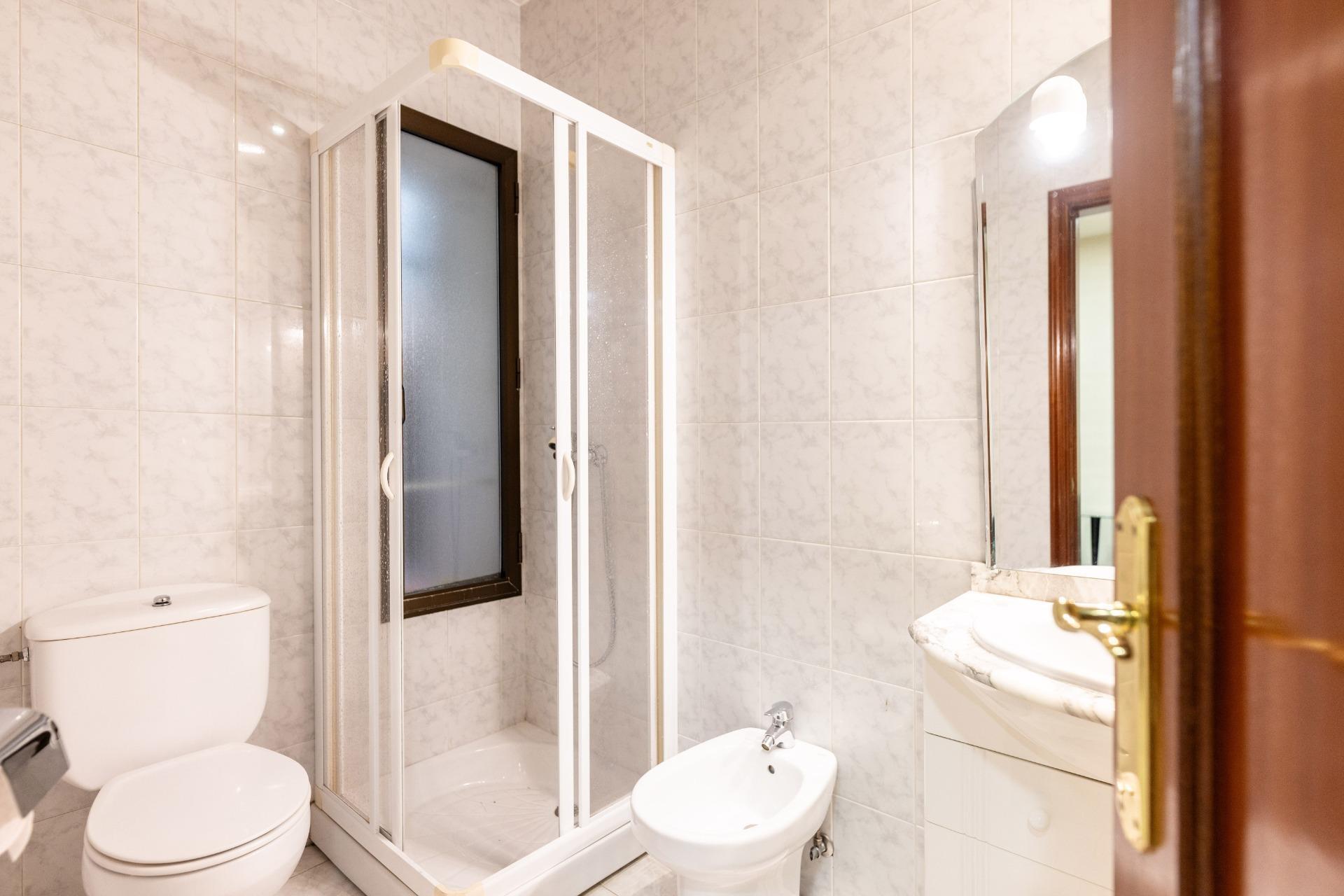 4-9 LOCAL COMERCIAL DE GRAN SUPERFICIE EN PLENA CEA BERMÚDEZ – CHAMBERÍ