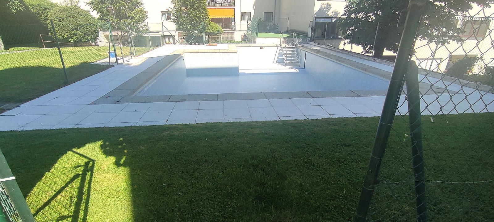 26465596-original