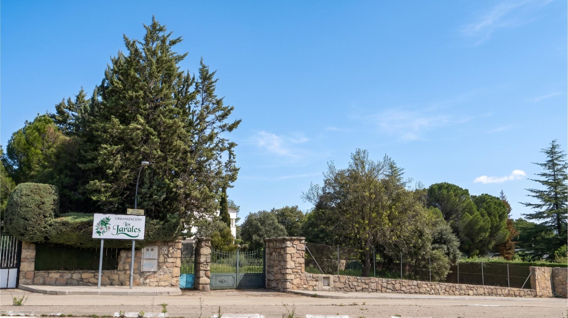 3-21 EXCLUSIVA PARCELA URBANA EN LOS JARALES – GALAPAGAR/TORRELODONES