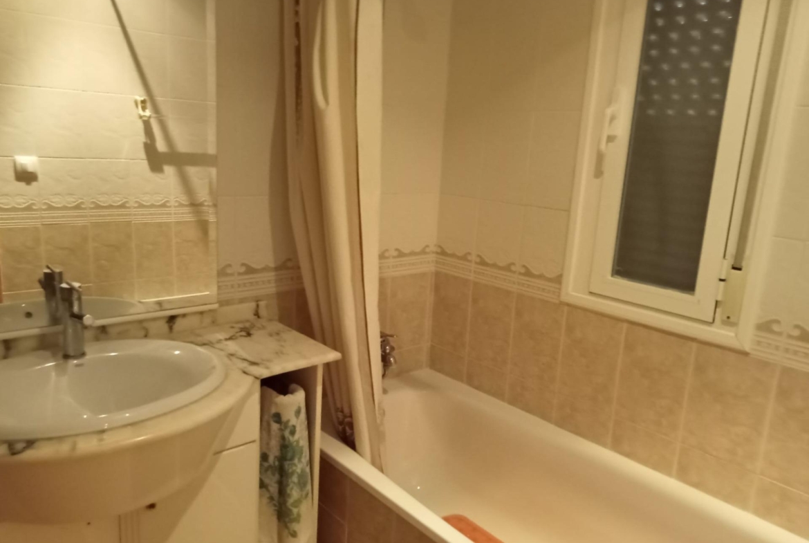 Chalet de una planta con piscina propia en parcela de 984m²