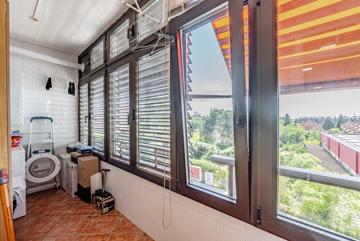 EXCLUSIVO DUPLEX EN URBANIZACION PRIVADA  EN ZONA NORTE DE MAJADAHONDA