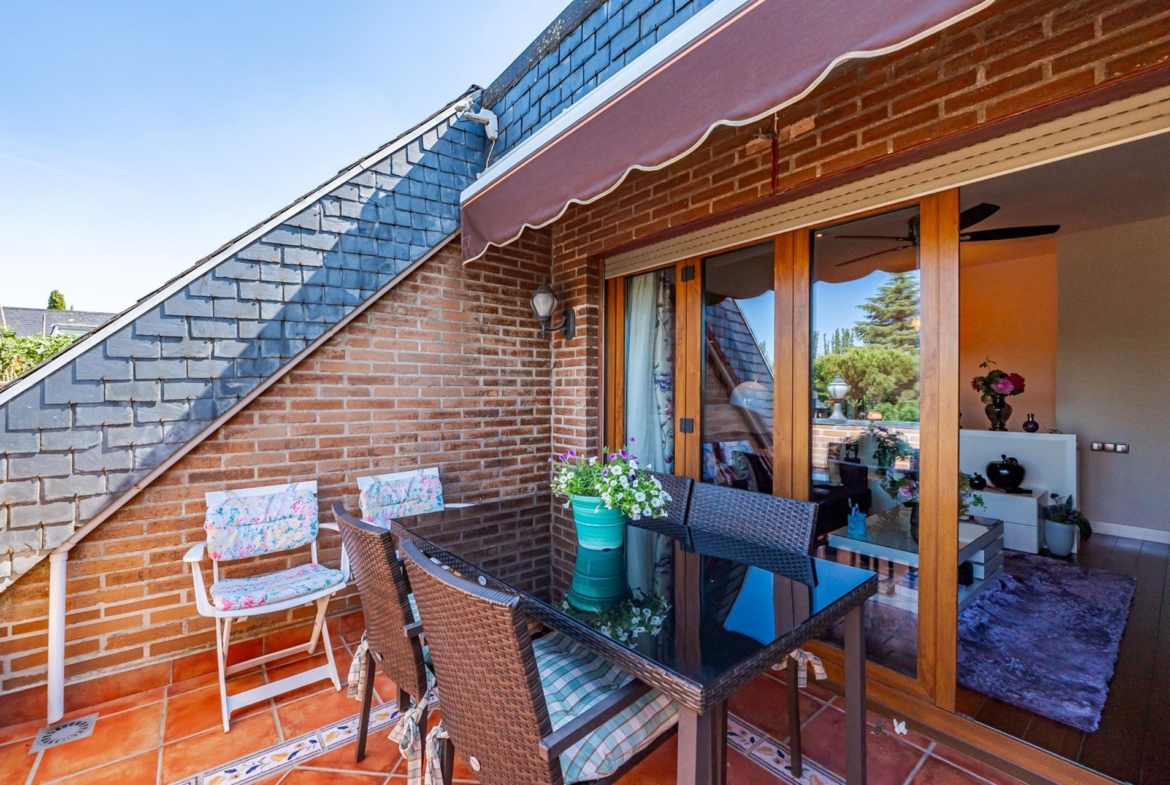 EXCLUSIVO DUPLEX EN URBANIZACION PRIVADA  EN ZONA NORTE DE MAJADAHONDA