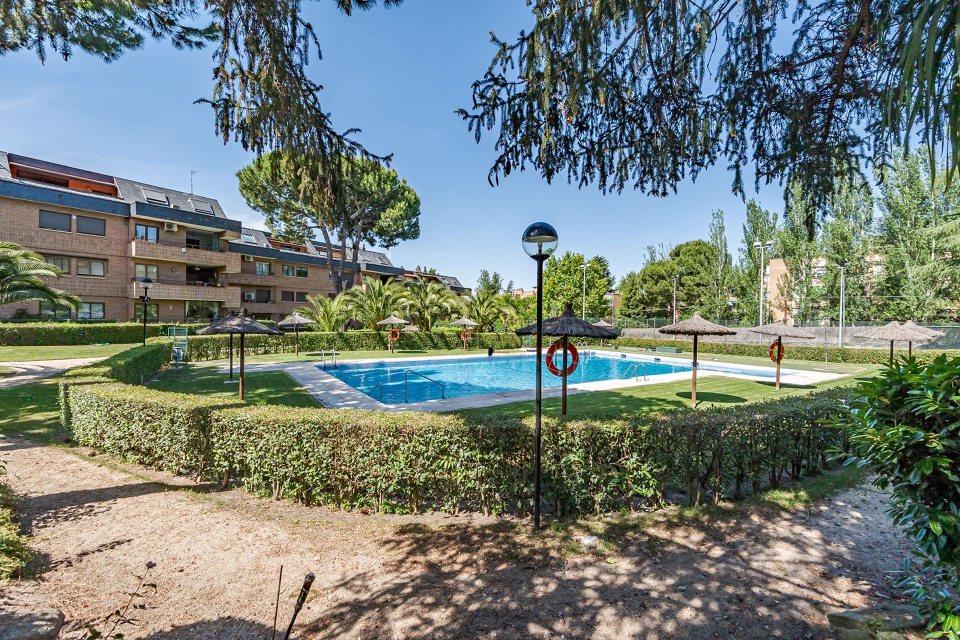 4-55 EXCLUSIVO DUPLEX EN URBANIZACION PRIVADA EN ZONA NORTE DE MAJADAHONDA