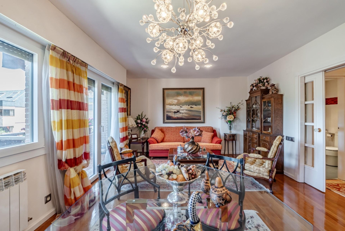 EXCLUSIVO DUPLEX EN URBANIZACION PRIVADA  EN ZONA NORTE DE MAJADAHONDA