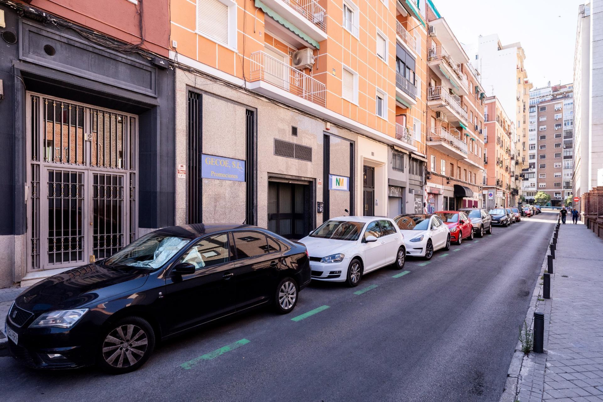 4-23 ¡Gran Oportunidad de Inversión en Bellas Vistas! Oficina Diáfana de 233 m² con Alto Potencial Residencial
